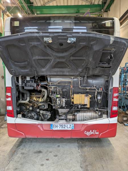 Contrôle CID de 2 bus Mercedes CITARO GNV par PSa Consult inspecteur VT-GNV à Lyon